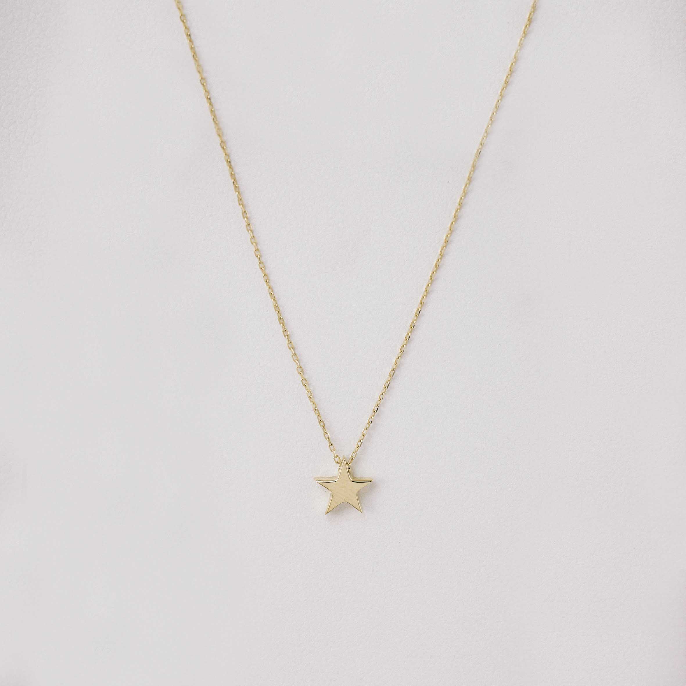 Zincir Kolye 14 Ayar Altın Yıldız Kolye